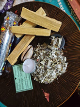 Load image into Gallery viewer, NEW: Thick Palo Santo Sticks (1 / One )